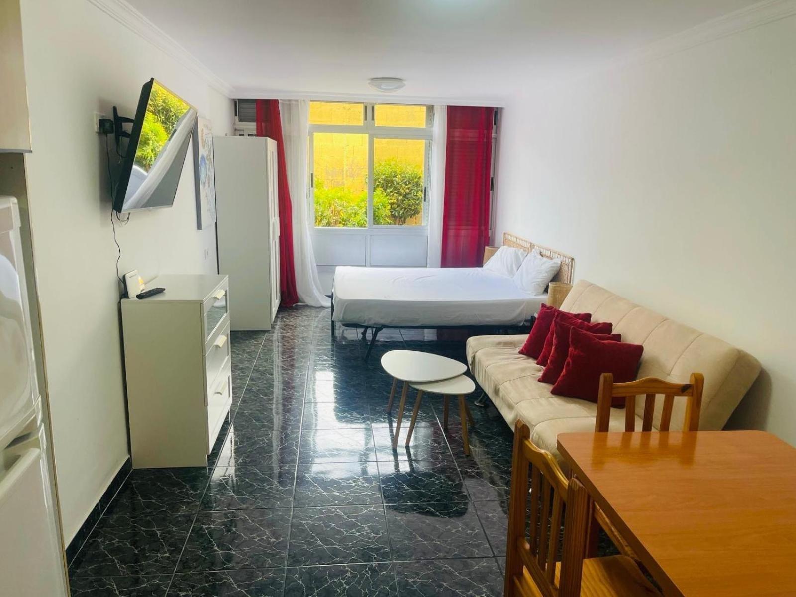 Cozy 2-Bed & Sofa-Bed Studio In Los Cristianos Eksteriør billede