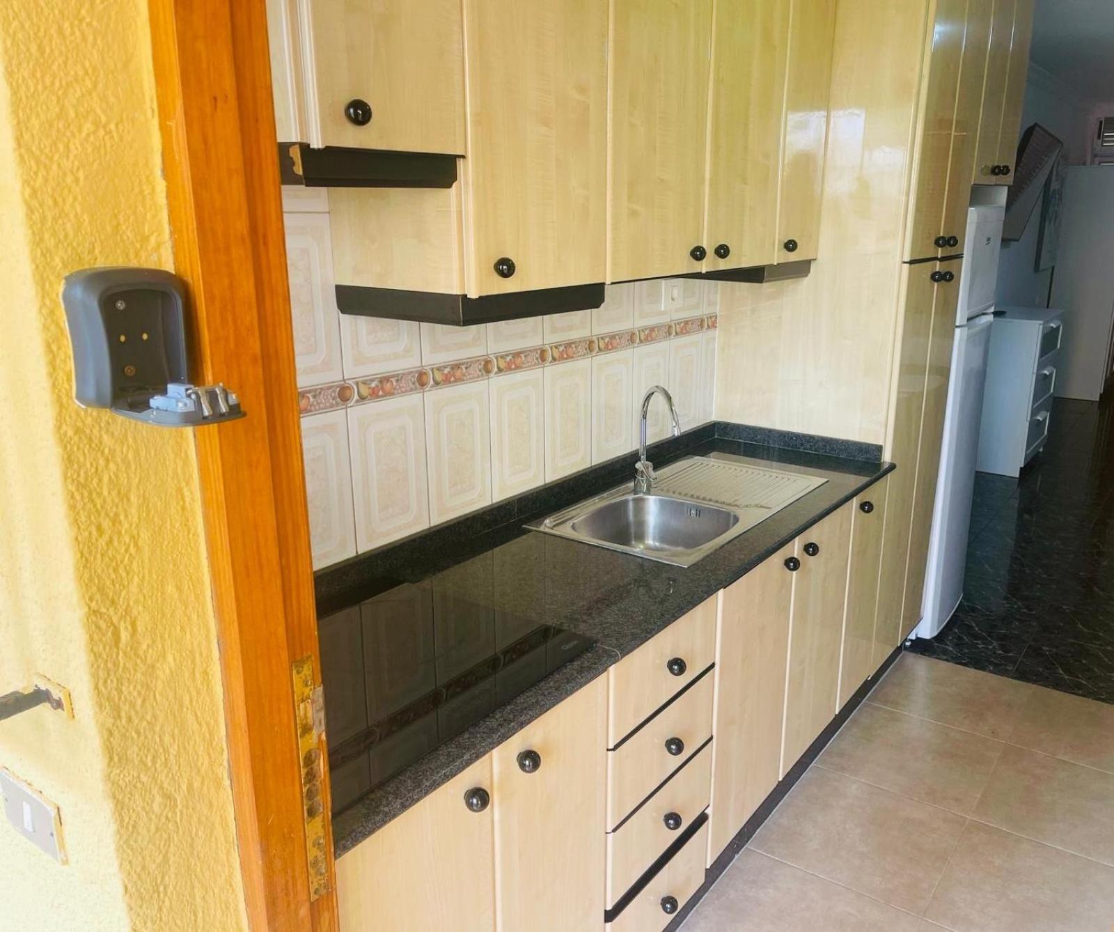 Cozy 2-Bed & Sofa-Bed Studio In Los Cristianos Eksteriør billede